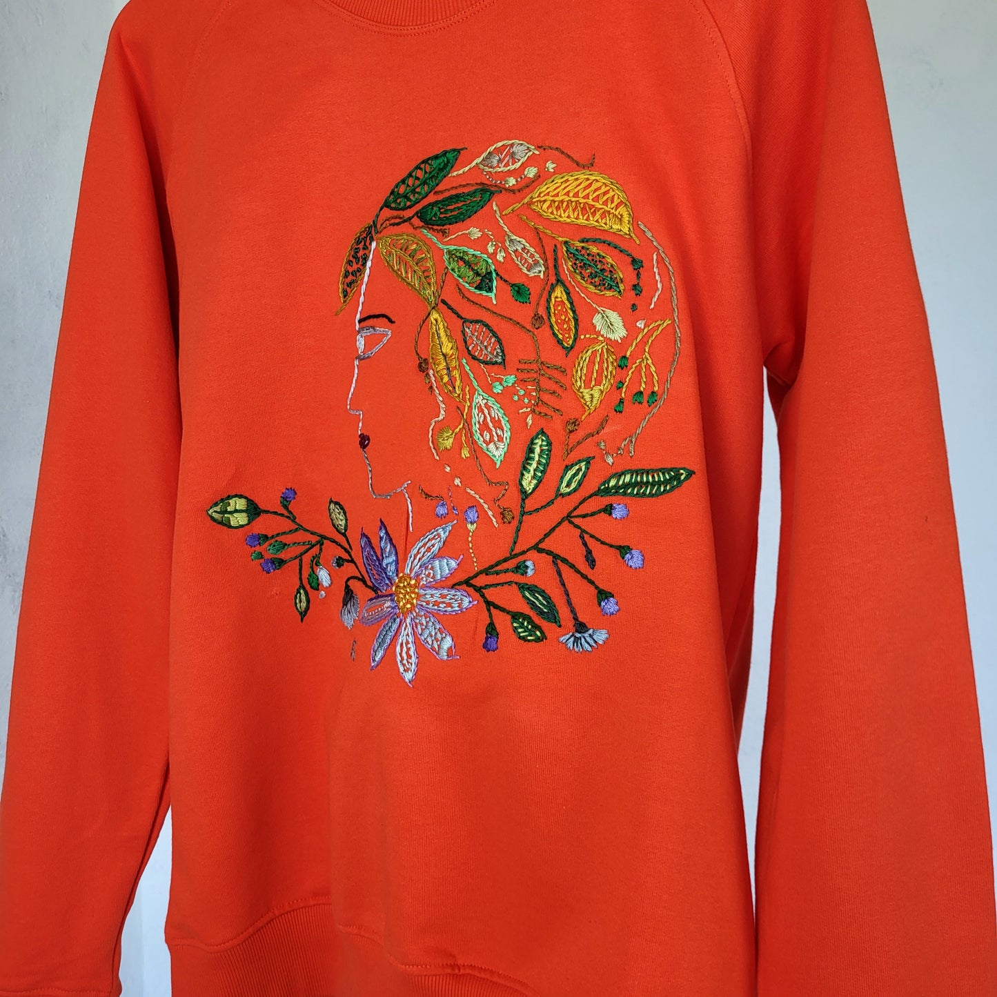 Anne-Marie Roth - Serie: Naturwesen - Organic ORANGE Pullover S/M - Unique Artwear